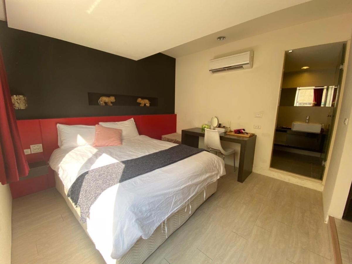 寵愛逢甲 Apartment ไถจง ภายนอก รูปภาพ