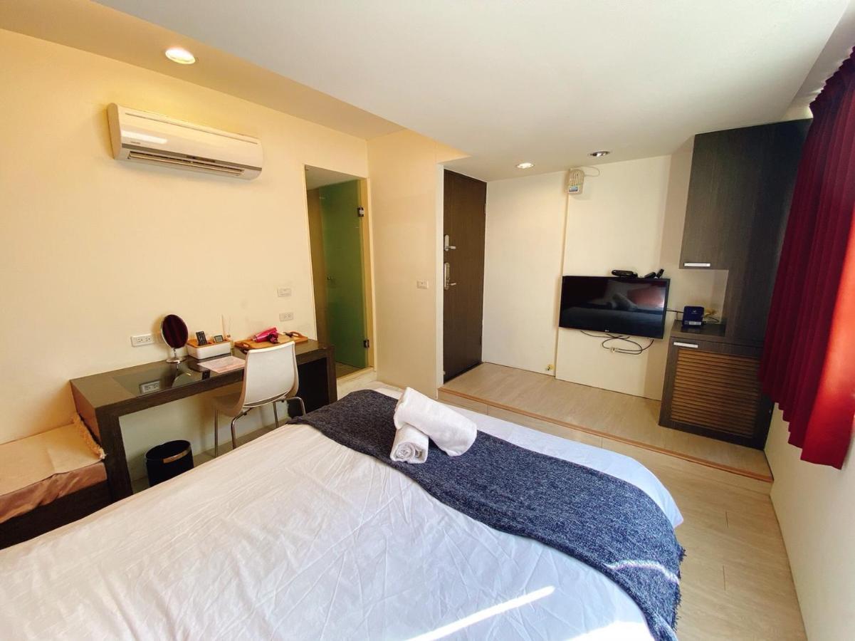 寵愛逢甲 Apartment ไถจง ภายนอก รูปภาพ