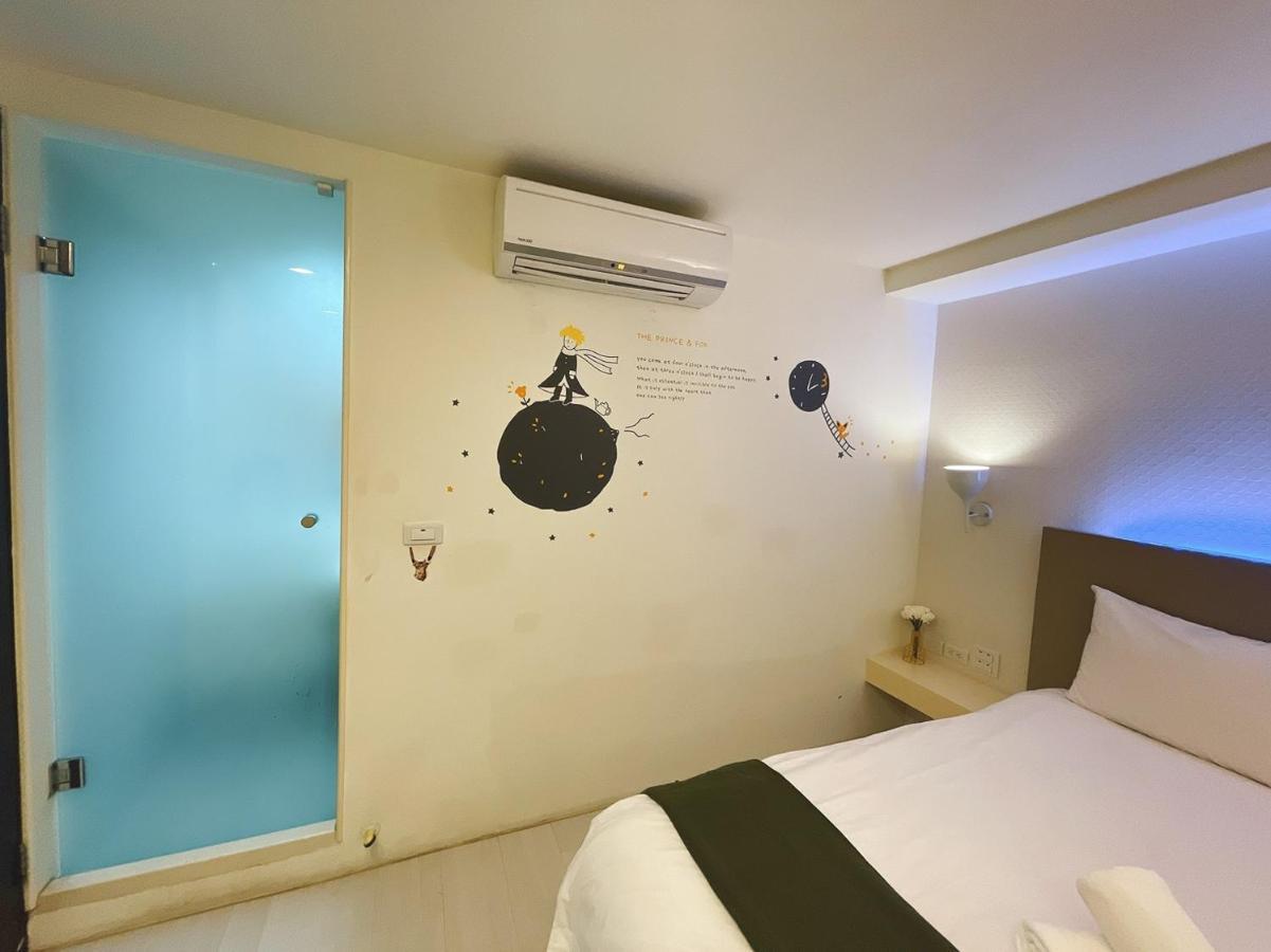 寵愛逢甲 Apartment ไถจง ภายนอก รูปภาพ